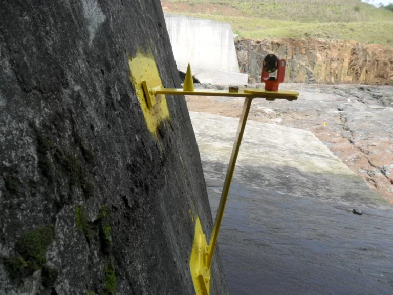 Auscultação de Barragem